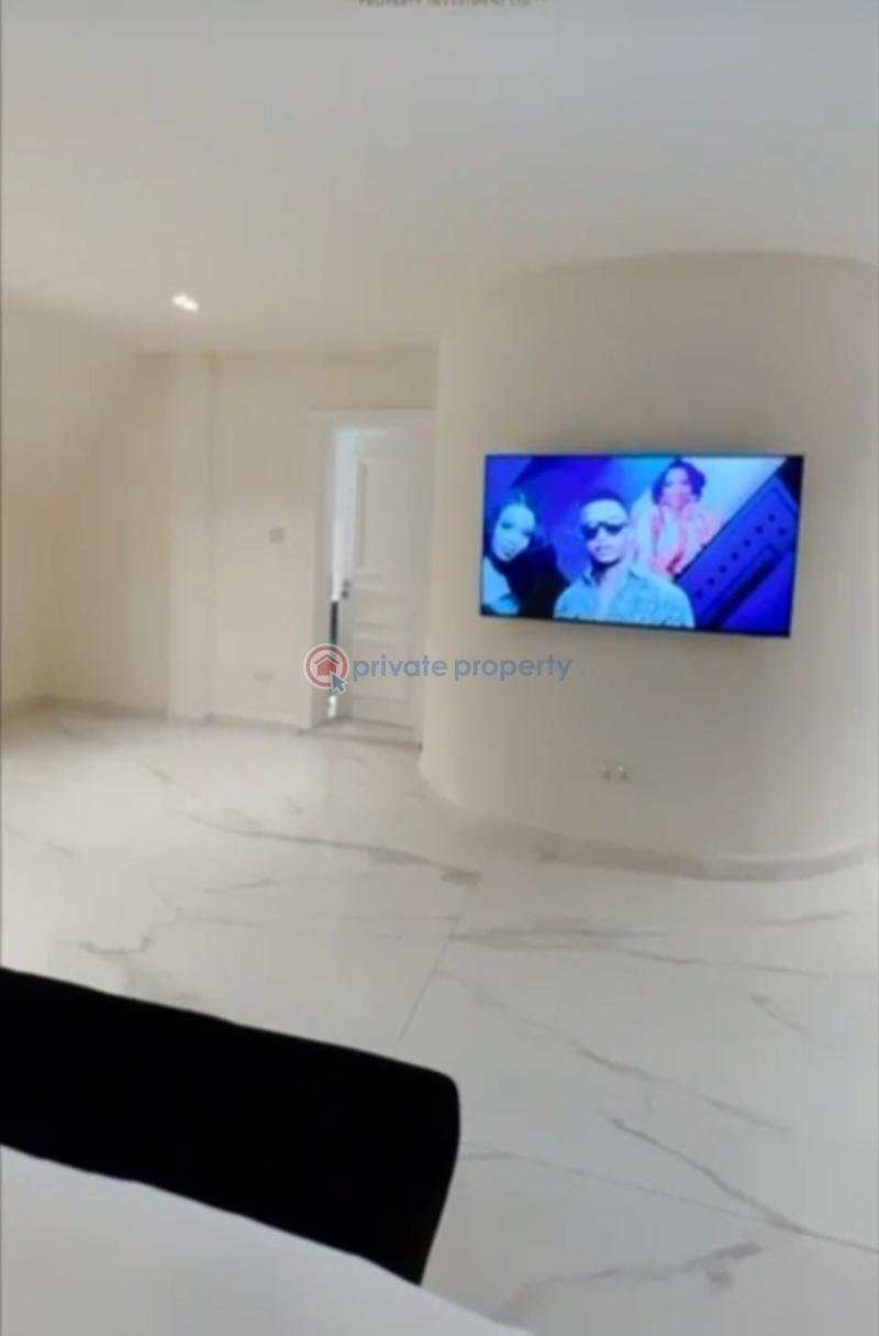 Direct briefings on this well furnished luxurious 6 bedroom waterfront mansion  for sale at ikoyi. - 6 6 bedroom Detached Duplex For Sale Old Ikoyi Lagos - 6