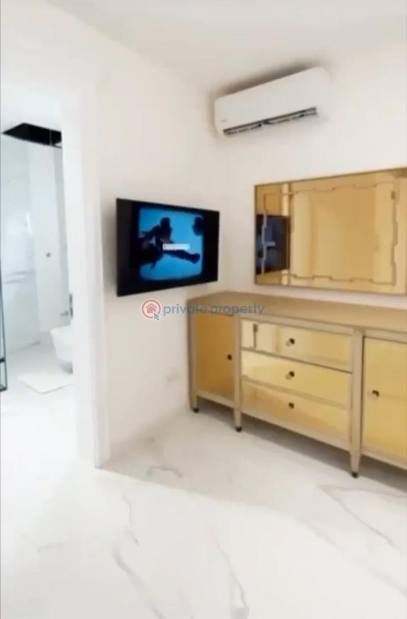 Direct briefings on this well furnished luxurious 6 bedroom waterfront mansion  for sale at ikoyi. - 11 6 bedroom Detached Duplex For Sale Old Ikoyi Lagos - 11