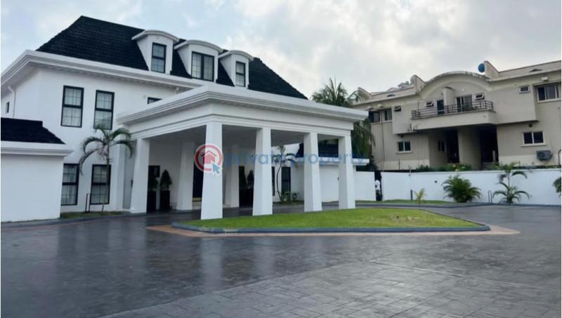 Direct briefings on this well furnished luxurious 6 bedroom waterfront mansion  for sale at ikoyi. - 0 6 bedroom Detached Duplex For Sale Old Ikoyi Lagos - 0