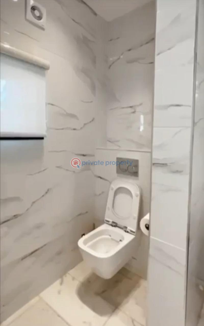 Direct briefings on this well furnished luxurious 6 bedroom waterfront mansion  for sale at ikoyi. - 12 6 bedroom Detached Duplex For Sale Old Ikoyi Lagos - 12