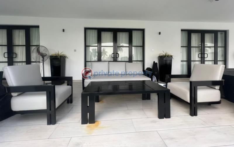 Direct briefings on this well furnished luxurious 6 bedroom waterfront mansion  for sale at ikoyi. - 19 6 bedroom Detached Duplex For Sale Old Ikoyi Lagos - 19