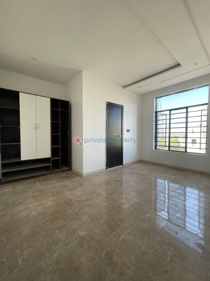 House For Sale Periwinkle Estate Lekki Phase 1 Lagos - 1