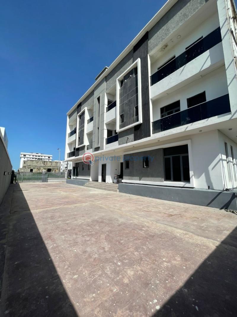 House For Sale Periwinkle Estate Lekki Phase 1 Lagos - 0