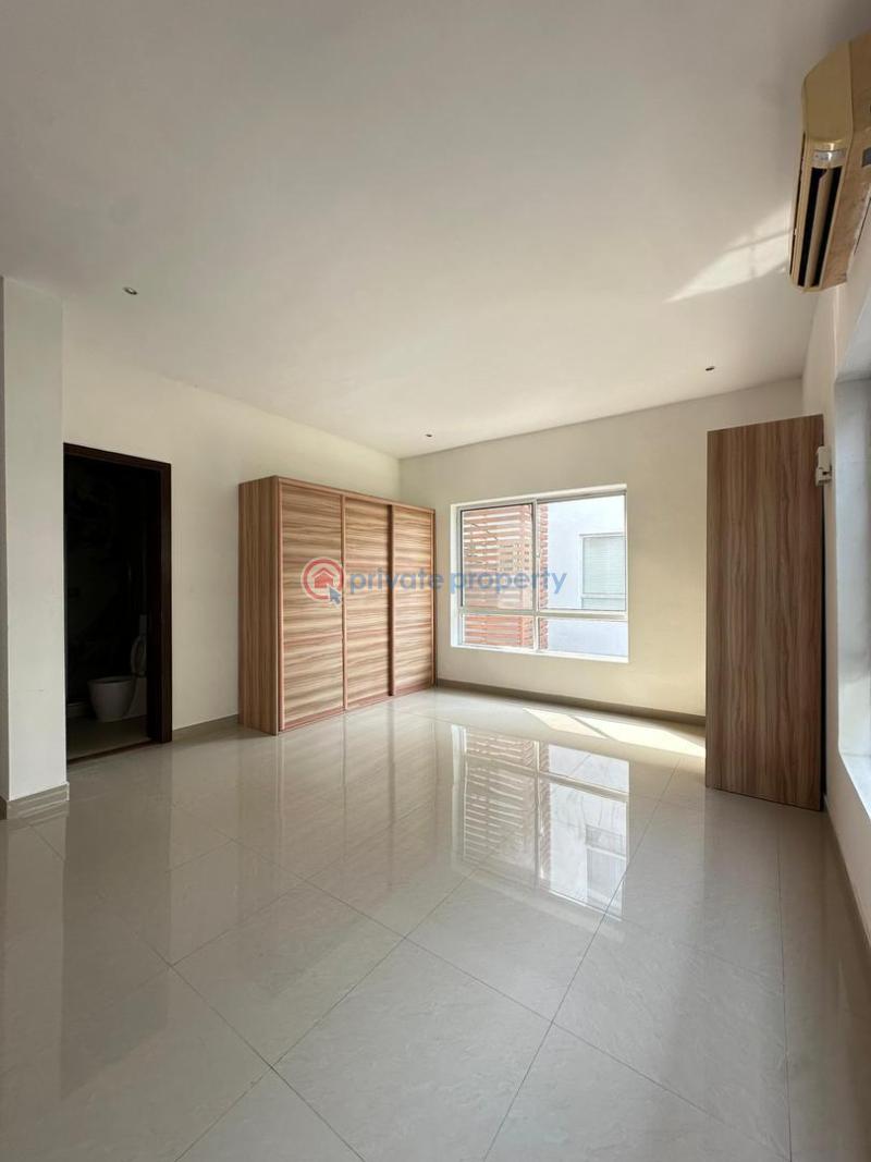 3 bedroom Duplex For Sale Banana Island Ikoyi Lagos - 2
