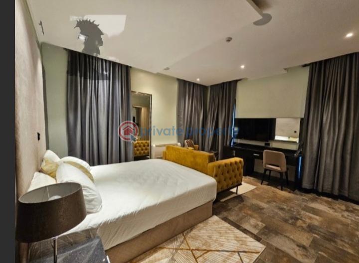 8 bedroom Duplex For Rent Western Avenue Surulere Lagos - 9