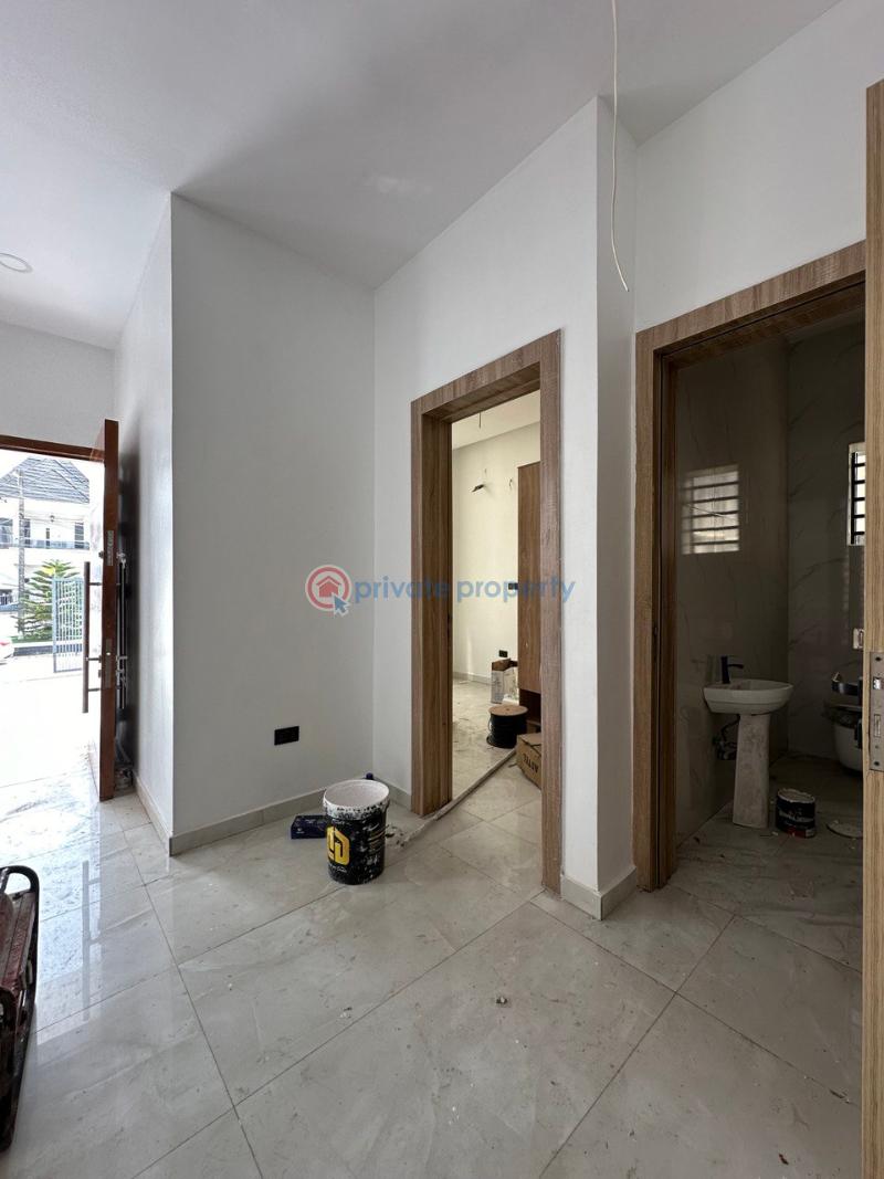 5 bedroom Detached Duplex For Sale Osapa Axis Osapa London Lekki Lagos - 2