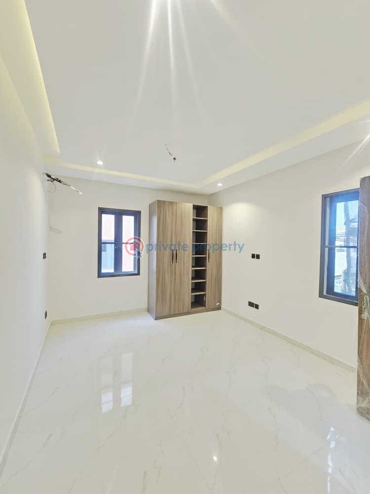 2 bedroom Block Of Flats For Rent Ikate Ilasan Lekki Lagos - 2