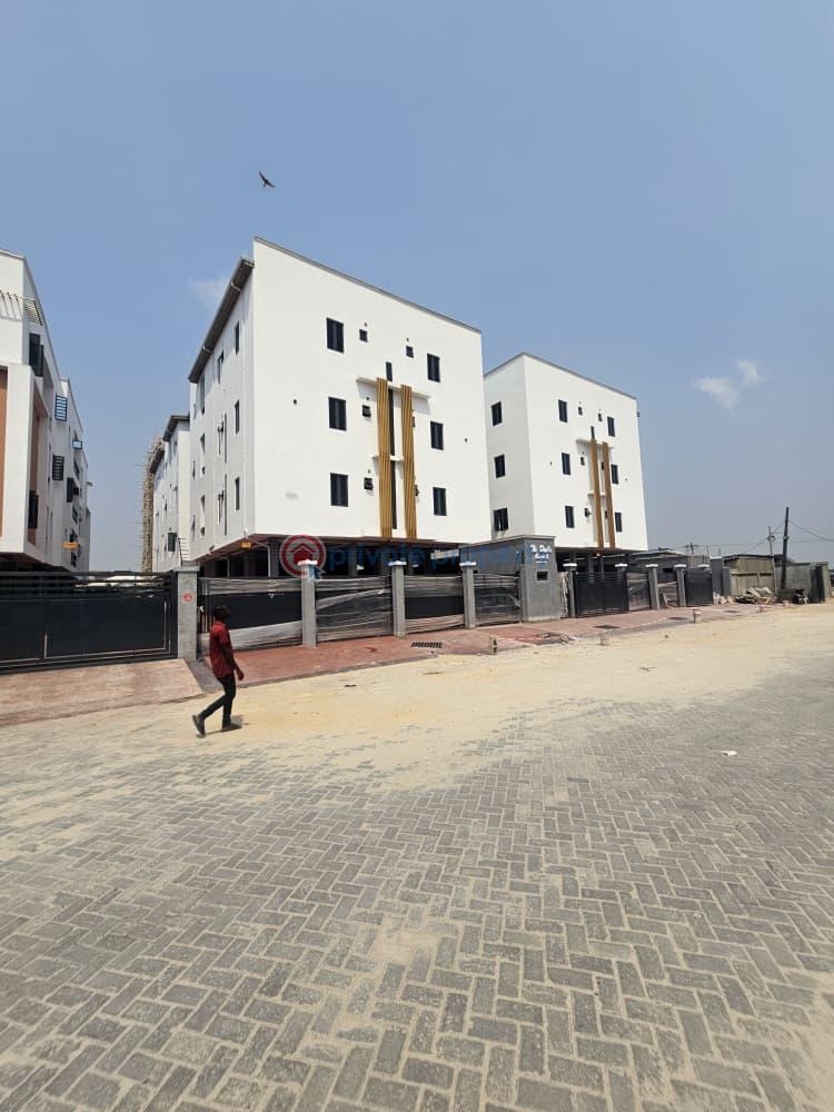 2 bedroom Block Of Flats For Rent Ikate Ilasan Lekki Lagos - 1