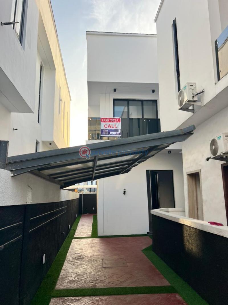4 bedroom Semi detached Duplex For Sale Chevron Estate Chevron Drive Lekki Lagos - 1