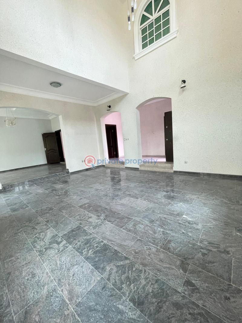 Build on 800 sqm, 5 bedroom fully detached with pool, cinema and 2bq - 4 5 bedroom Duplex For Sale Chevron Lekki Chevron Drive Lekki Lagos - 4