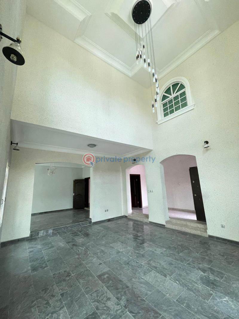 Build on 800 sqm, 5 bedroom fully detached with pool, cinema and 2bq - 9 5 bedroom Duplex For Sale Chevron Lekki Chevron Drive Lekki Lagos - 9