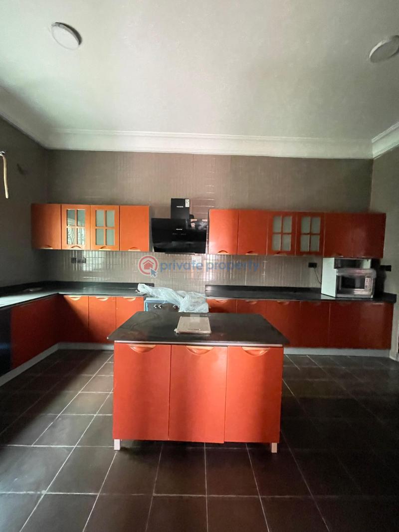 Build on 800 sqm, 5 bedroom fully detached with pool, cinema and 2bq - 6 5 bedroom Duplex For Sale Chevron Lekki Chevron Drive Lekki Lagos - 6