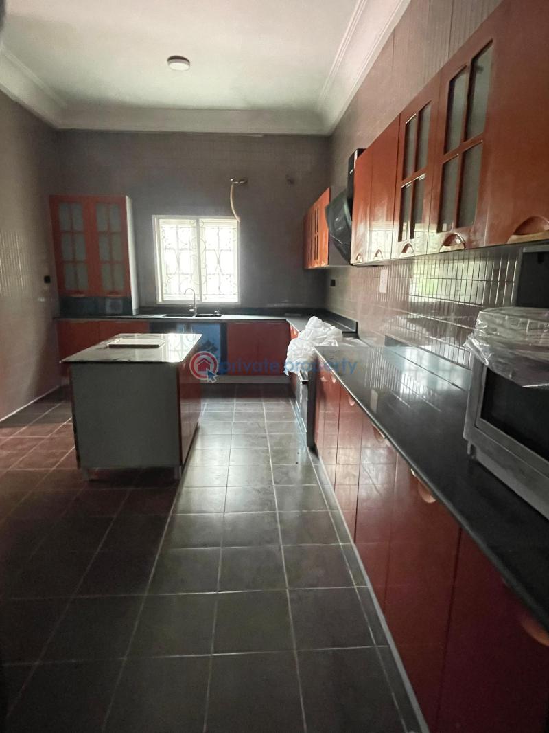 Build on 800 sqm, 5 bedroom fully detached with pool, cinema and 2bq - 7 5 bedroom Duplex For Sale Chevron Lekki Chevron Drive Lekki Lagos - 7