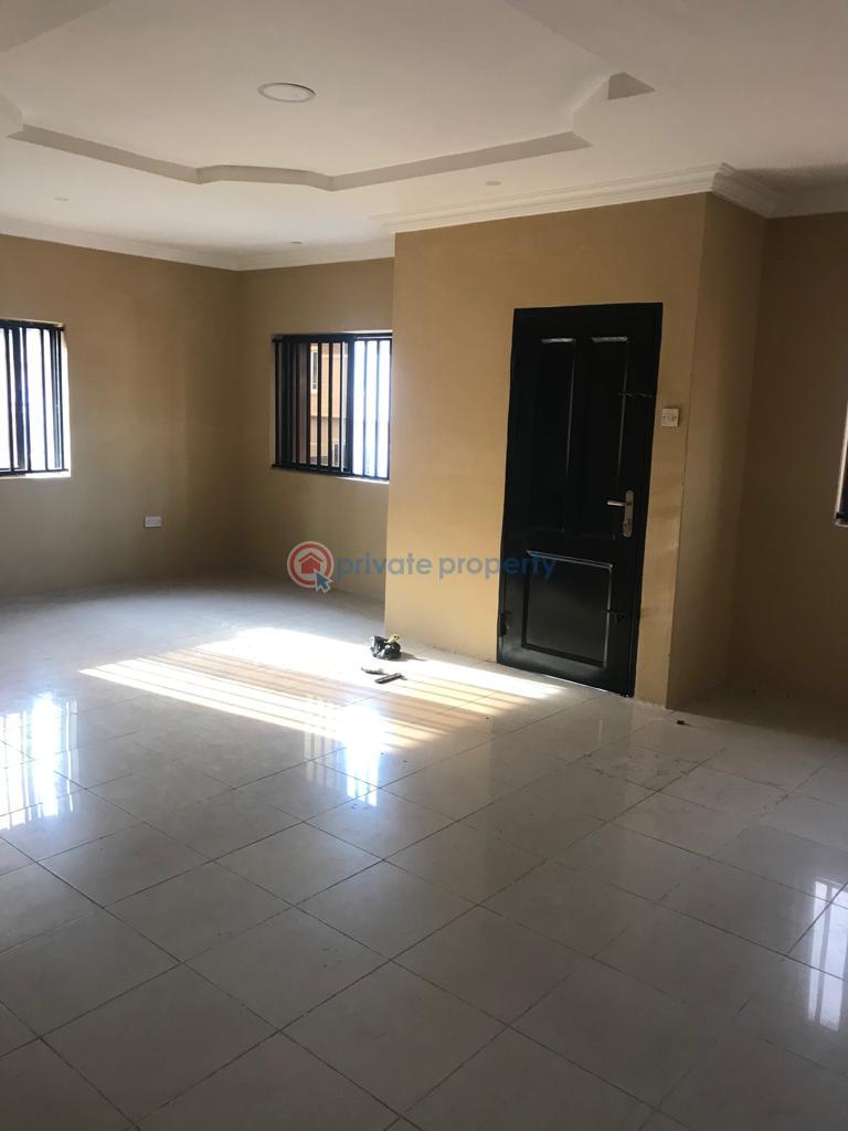 Building comprising of 1 unit of 2 bedroom flat & 4 units of mini-flat - 6 Block Of Flats For Sale Omole Phase 2 Ojodu Lagos - 6