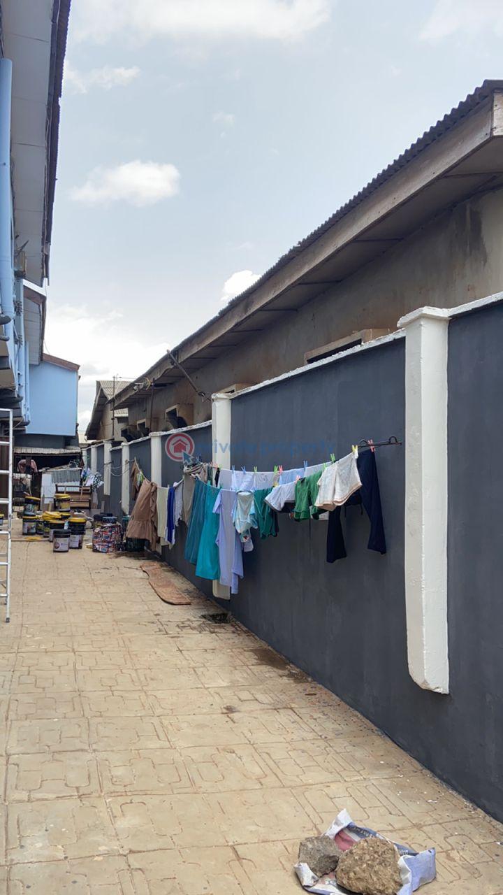 10 bedroom House For Sale Ekoro Junction Abule Egba Lagos - 5