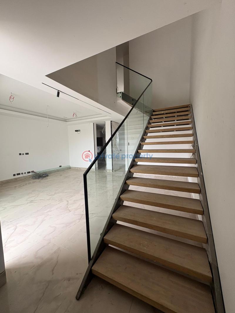 3 bedroom Maisonette For Rent Lekki Phase 1, Lekki Lekki Phase 1 Lagos - 1
