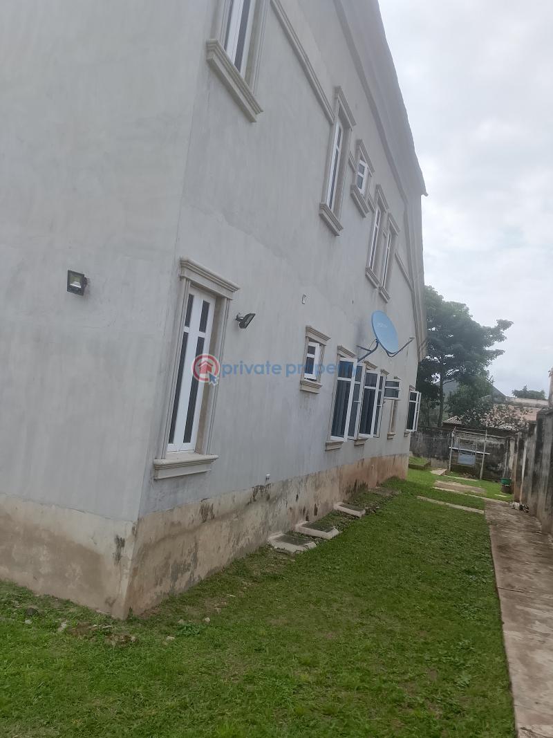3 bedroom Bungalow For Sale Alalubosa Estate Alalubosa Ibadan Oyo - 9