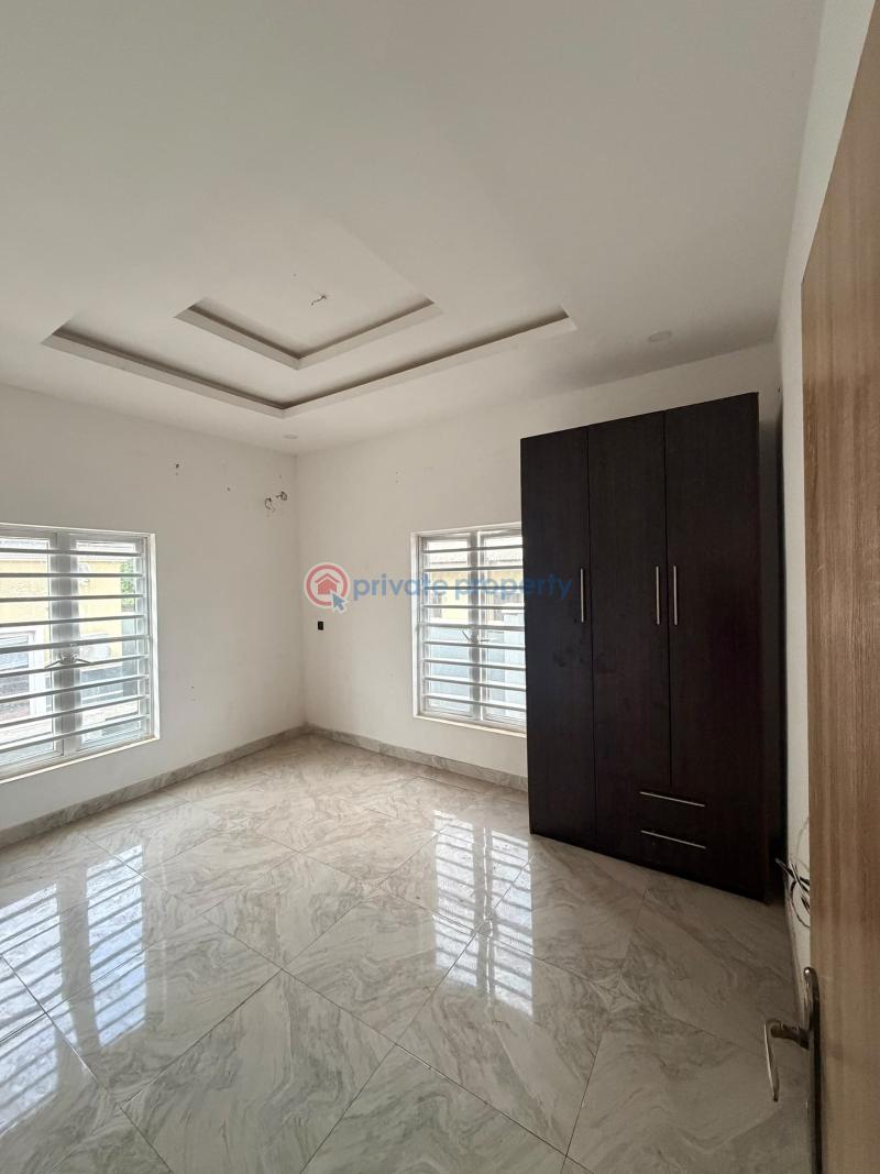 3 bedroom Detached Bungalow For Sale Basroun Housing Estate Air Force Akobo Ibadan Basorun Ibadan Oyo - 4