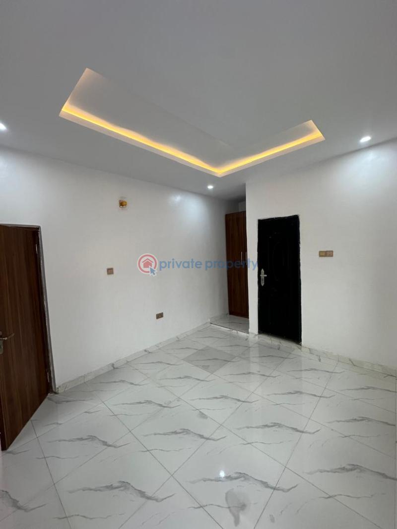 3 bedroom Bungalow For Sale Alaaka Elebu Off Akala Express Ibadan Akala Express Ibadan Oyo - 3