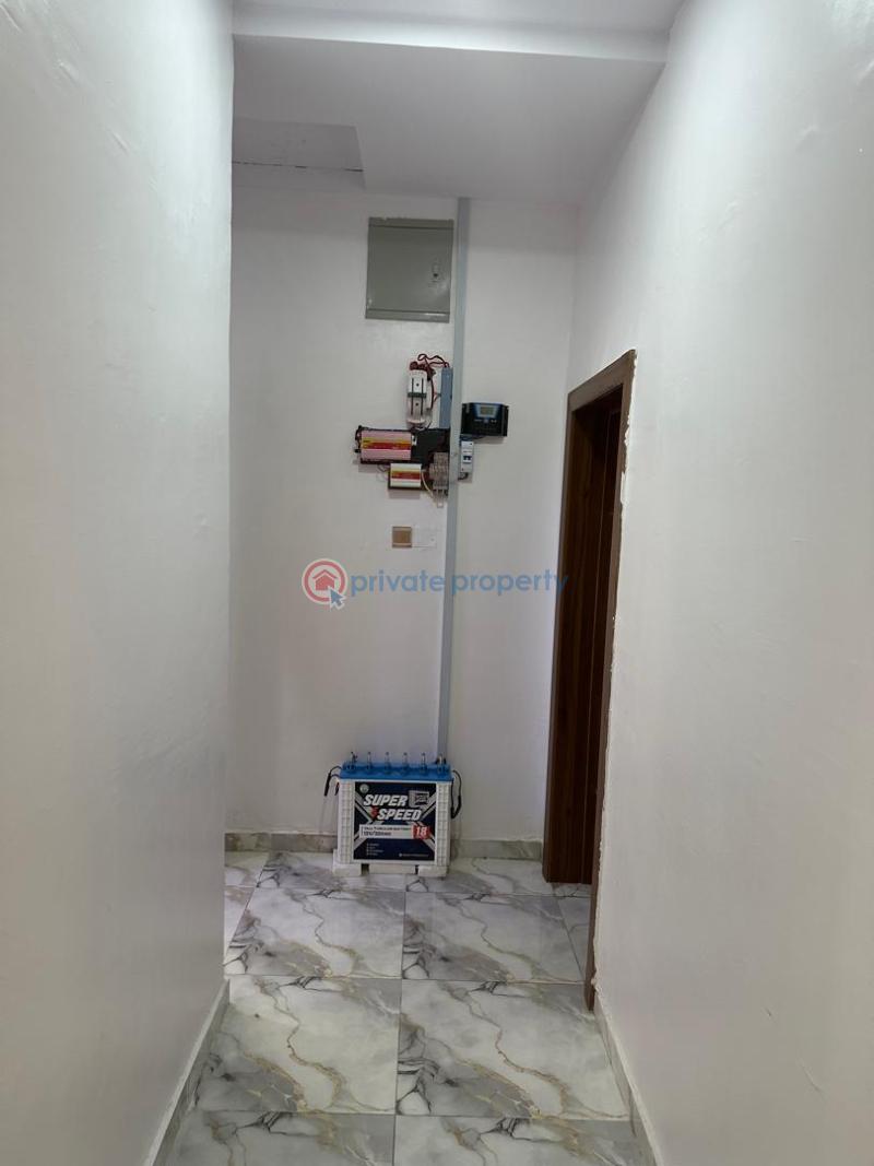 3 bedroom Bungalow For Sale Alaaka, Elebu Area Ibadan Akala Express Ibadan Oyo - 4