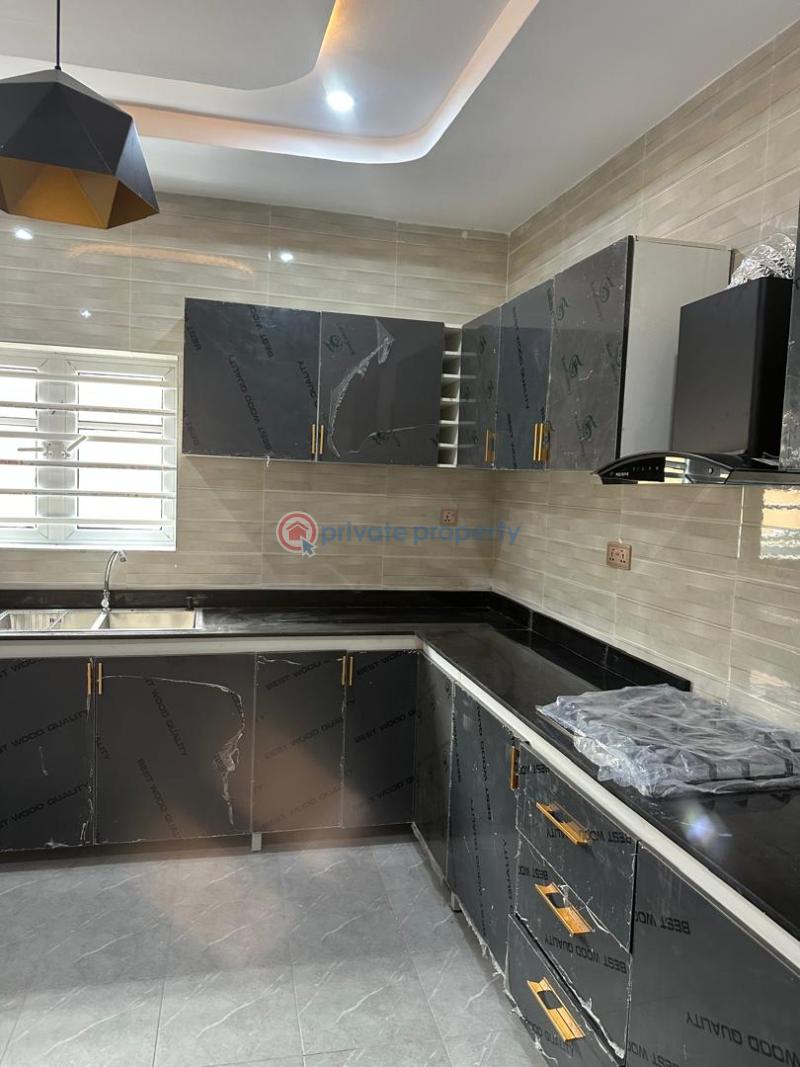 3 bedroom Bungalow For Sale Alaaka Elebu Off Akala Express Ibadan Akala Express Ibadan Oyo - 5
