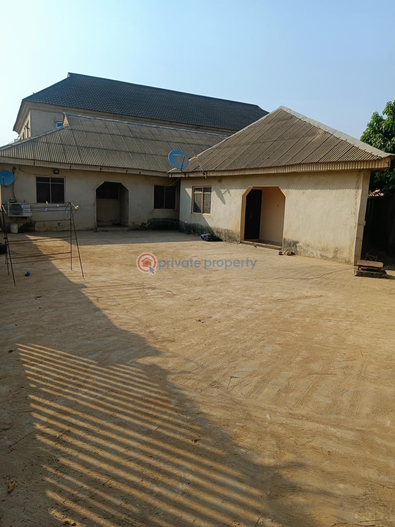 4 bedroom Bungalow For Sale By Laspo Tech University Odogunyan Ikorodu Lagos - 0