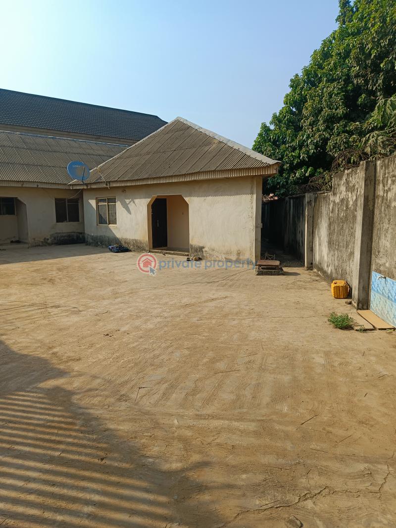 4 bedroom Bungalow For Sale By Laspo Tech University Odogunyan Ikorodu Lagos - 1