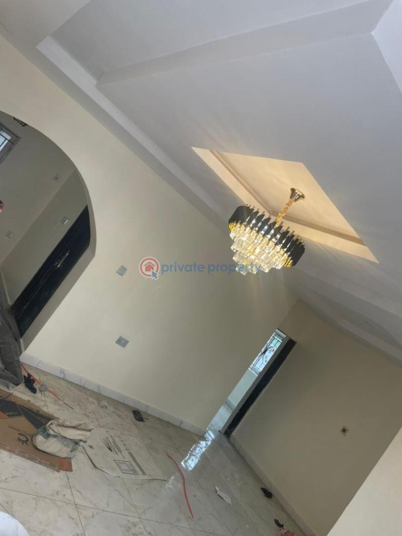 Block Of Flats For Sale Off Johnson Awe, Oluyole, Oluyole Estate Ibadan Oyo - 5