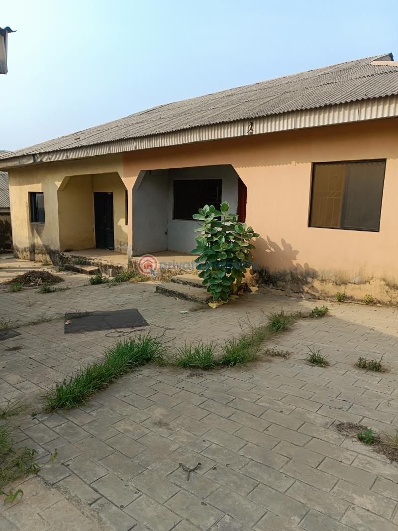 10 bedroom Bungalow For Sale Ijede Ikorodu Lagos - 0