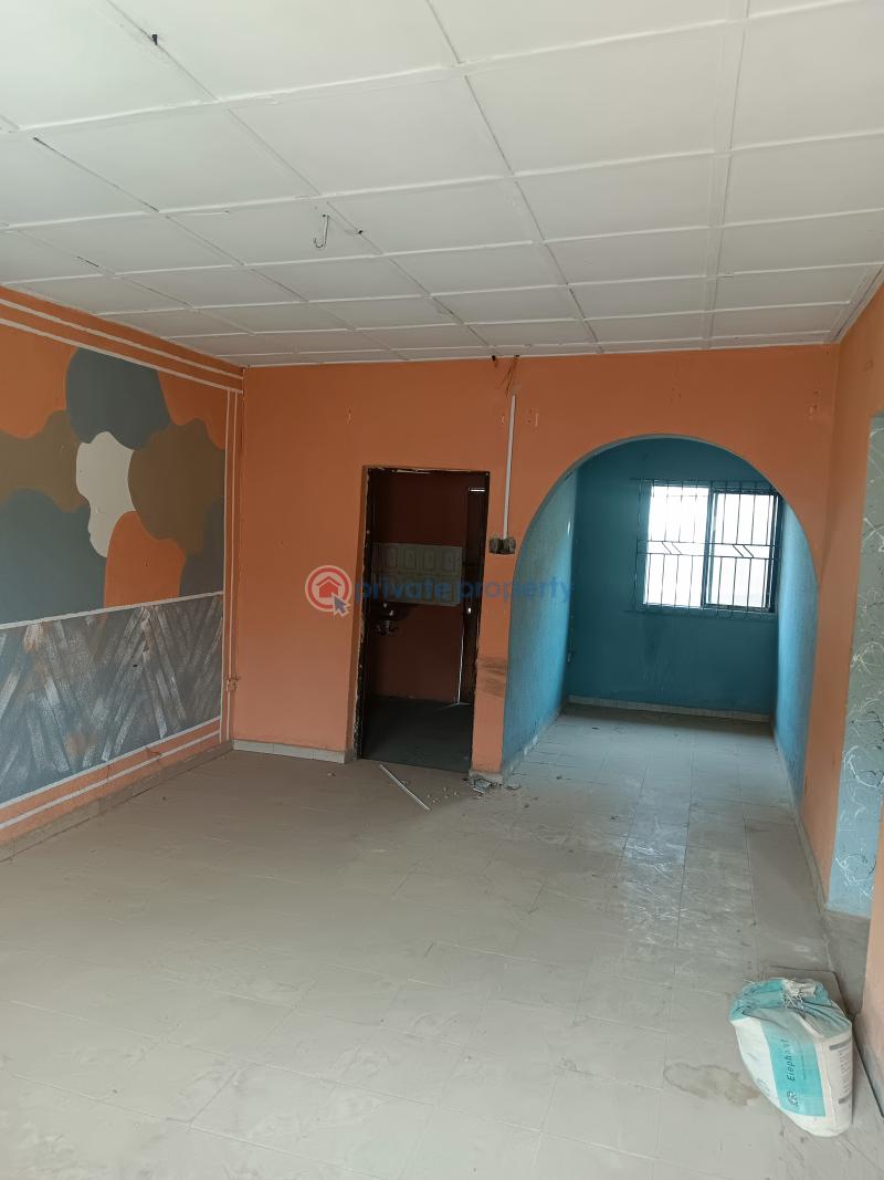 10 bedroom Bungalow For Sale Ijede Ikorodu Lagos - 5