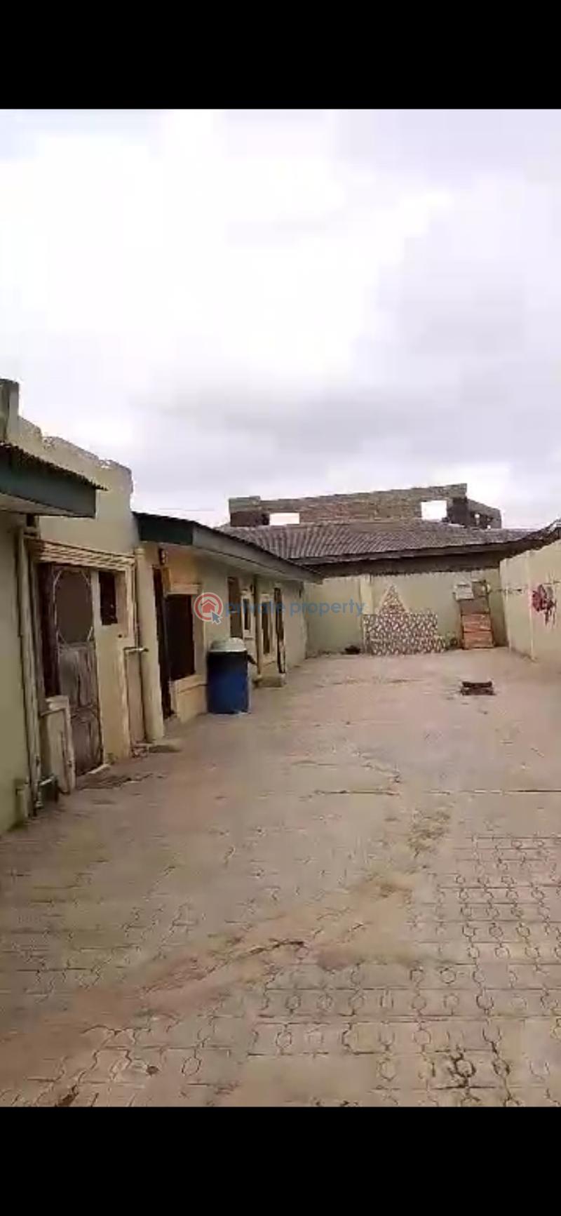 2 bedroom Bungalow For Sale Off Taju Bello, Toyin Iju Ishaga, Lagos Iju-obawole Ifako-Ijaiye Lagos - 3