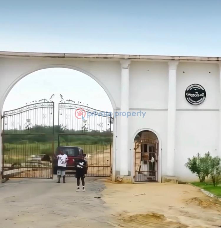 House For Sale Facing The Express Before The Eleko Bustop Eleko Ibeju-Lekki Lagos - 0