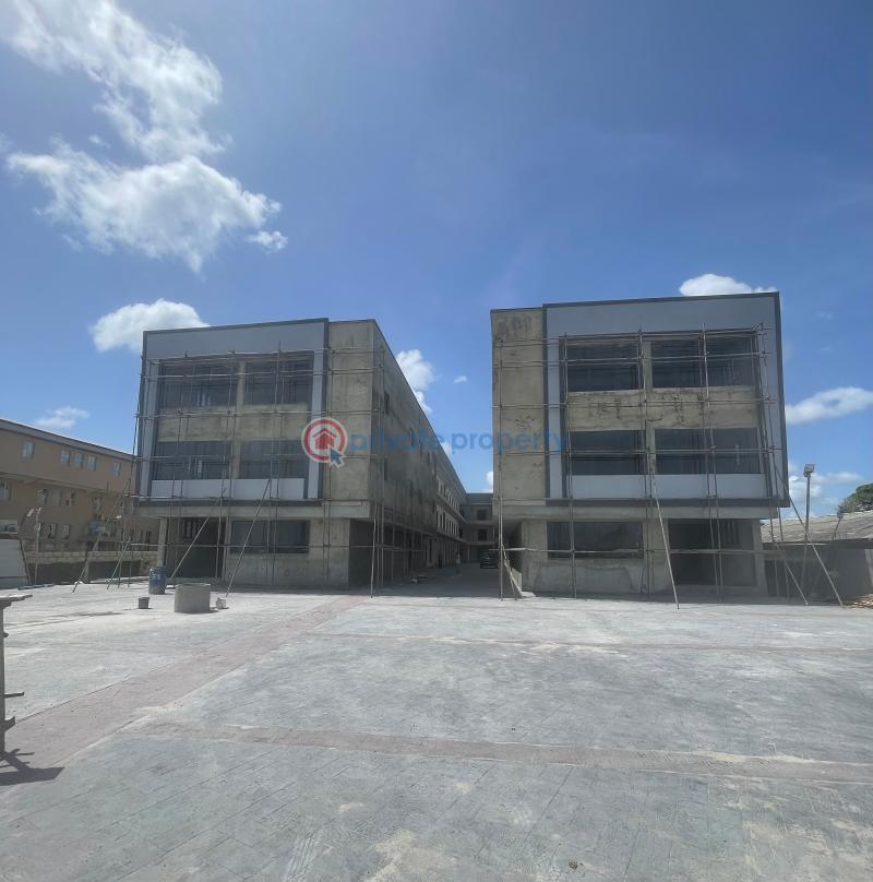 1 bedroom Office For Sale Along Lekki Expressway Lagos - 1