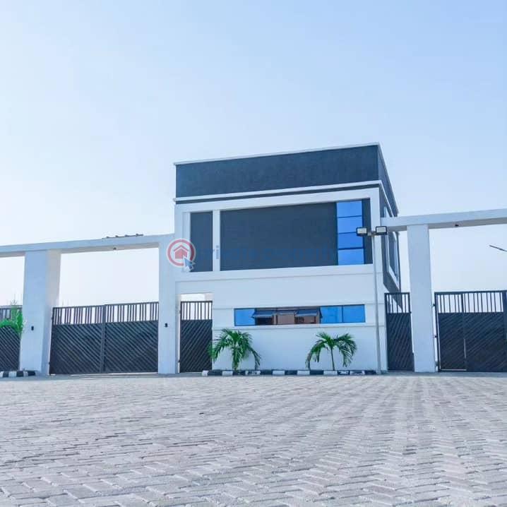 Land For Sale Lekki Epe Express Way Eleran Igbe Ibeju-Lekki Lagos - 4