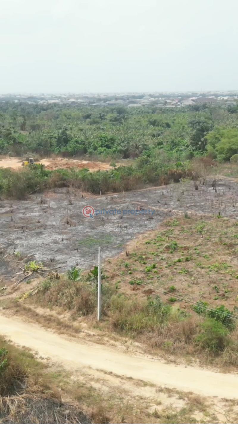 Mixed use Land For Sale Off Lagos Ibadan Expressway Mowe. Ibadan Oyo - 3