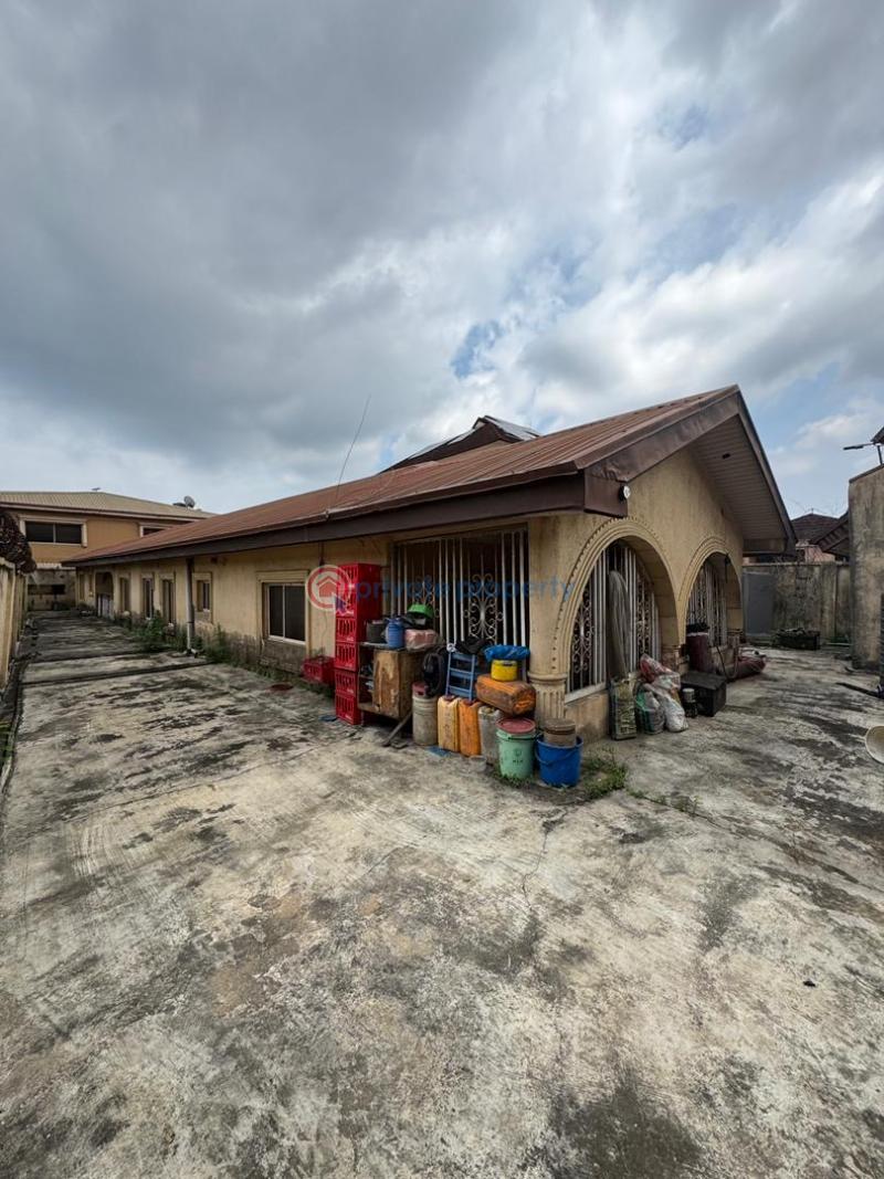 Buy and rebuild bungalow - 0 10 bedroom Bungalow For Sale Maryland Lagos - 0