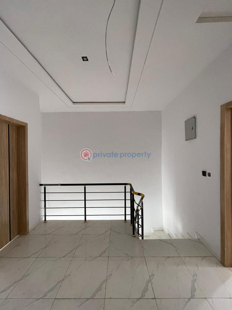 4 bedroom Duplex For Sale Victoria Garden City Lekki Lagos - 3