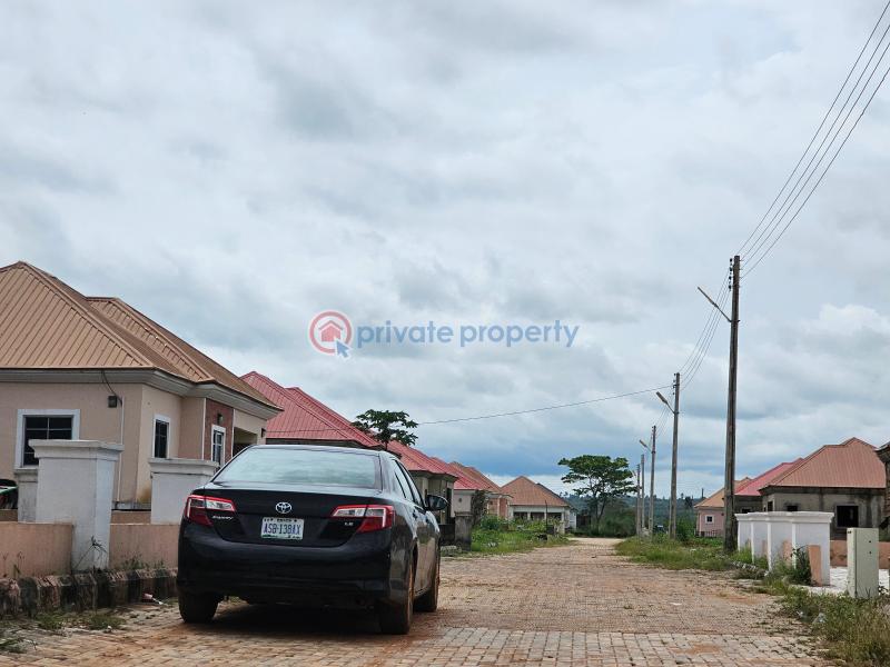 For sale Land Oil City Palace Estate, Located Along Benin Asaba