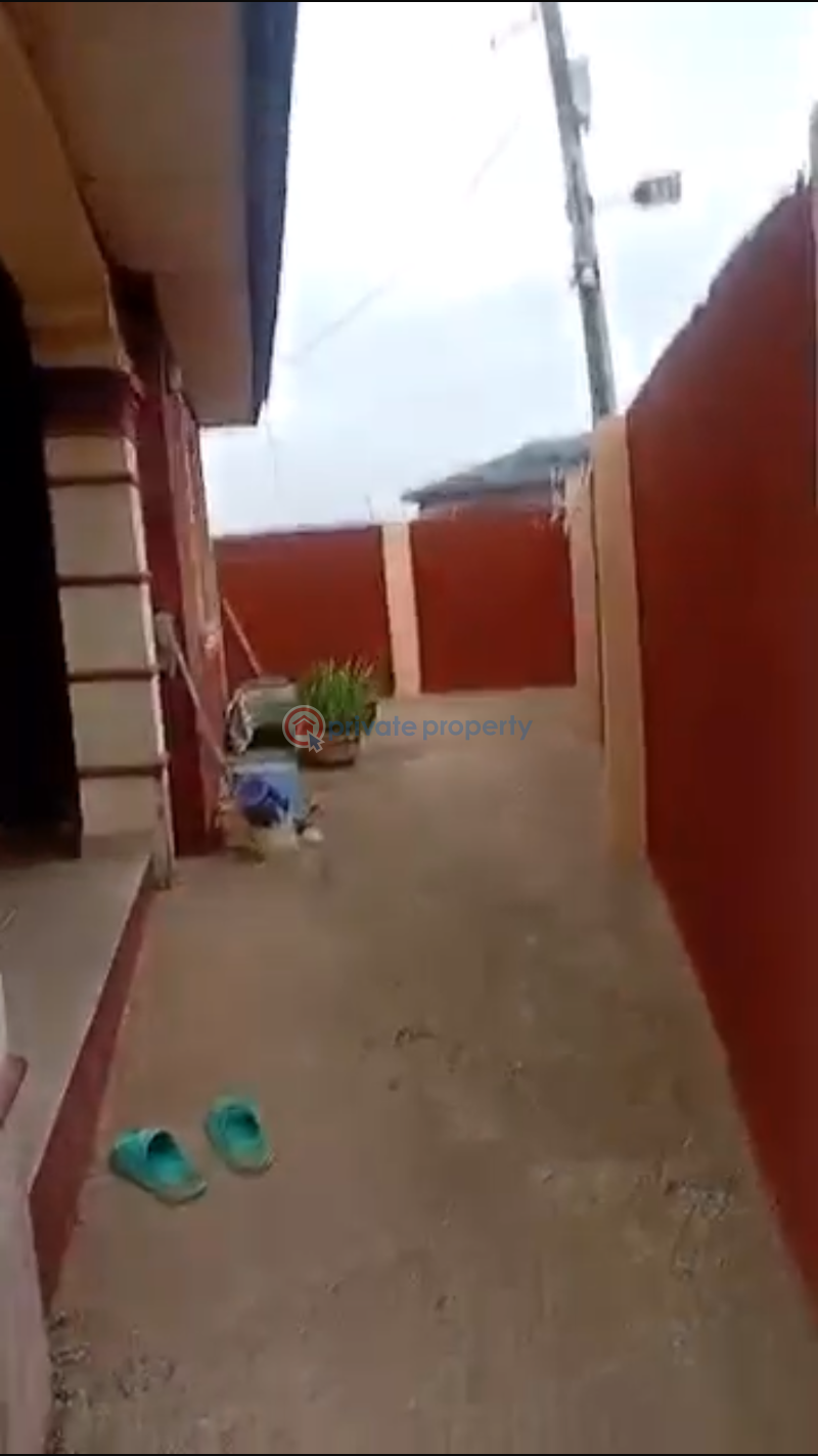 2 bedroom Block Of Flats For Sale Berger Ojodu Lagos - 1
