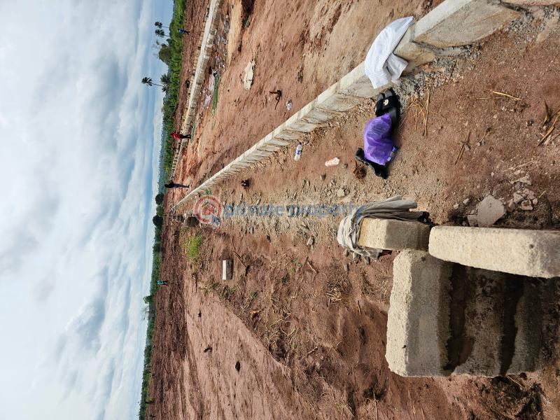 For sale Land Oil City Palace Estate, Located Along Benin Asaba Expressway, Edo Ogwashi, Asaba