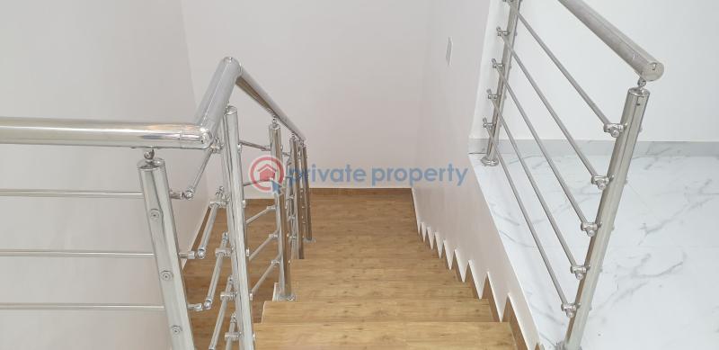 4 bedroom Terraced Duplex For Sale Magodo At Dipo Oyewole Entrance Magodo GRA Phase 1 Ojodu Lagos - 10