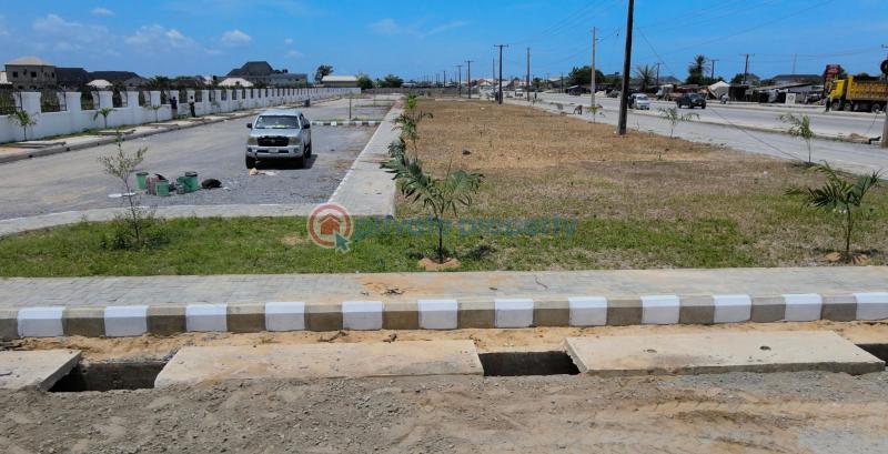 Mixed use Land For Sale The Marbella Luxury Estate Facing Lekki Epe Express Road Ibeju-Lekki Lagos - 2