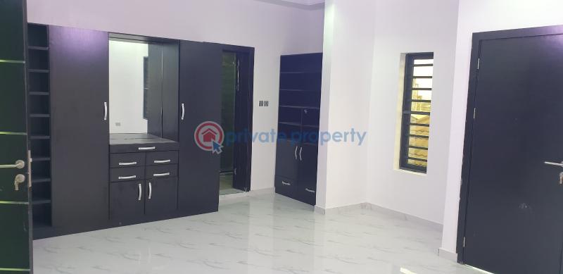 4 bedroom Terraced Duplex For Sale Magodo At Dipo Oyewole Entrance Magodo GRA Phase 1 Ojodu Lagos - 8