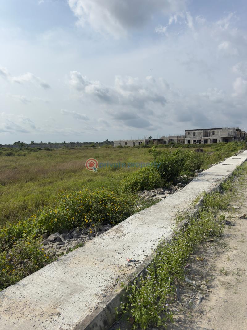 Mixed use Land For Sale Lekki Expressway Eleran Igbe Ibeju-Lekki Lagos - 3