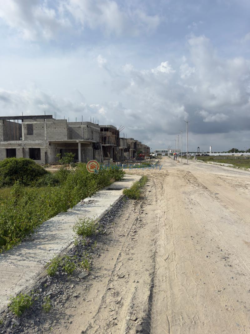 Mixed use Land For Sale Lekki Expressway Eleran Igbe Ibeju-Lekki Lagos - 7