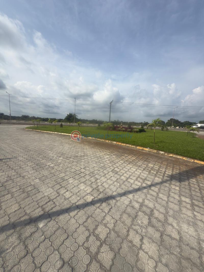Mixed use Land For Sale Lekki Expressway Eleran Igbe Ibeju-Lekki Lagos - 8
