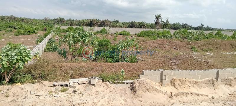 Mixed use Land For Sale Kingsocean View Estate In Sangotedo Off Monastery Road Directly Facing Lagos/calabar Coastal Road Very Close To Novare Mall (shoprite, Sangotedo) • Monastery Road • Crown Estate • Lagos Business School • Shoprite Circle Mall, Jakande • Lekki Epe Expresswa Monastery Road Sangotedo Lagos - 2