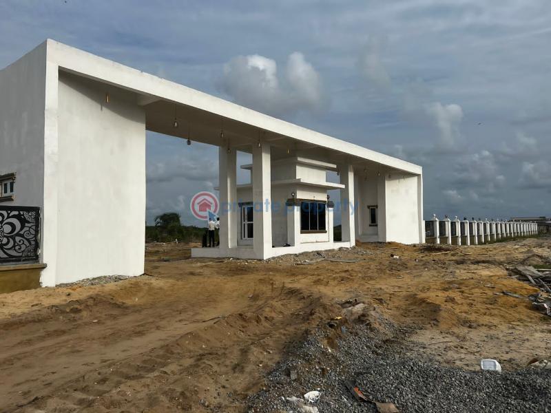 Land For Sale Landmarks Amen Estate Phase 1 & 2 Eleko Beach & Resorts Pan Africa University Dangote Refinery Dangote Fertilizer Plant Lekki Free Trade Zone Lekki Deep Sea Port Lekki International Airport La Campaign Tropicana Resort Several G Lagos Island  - 11