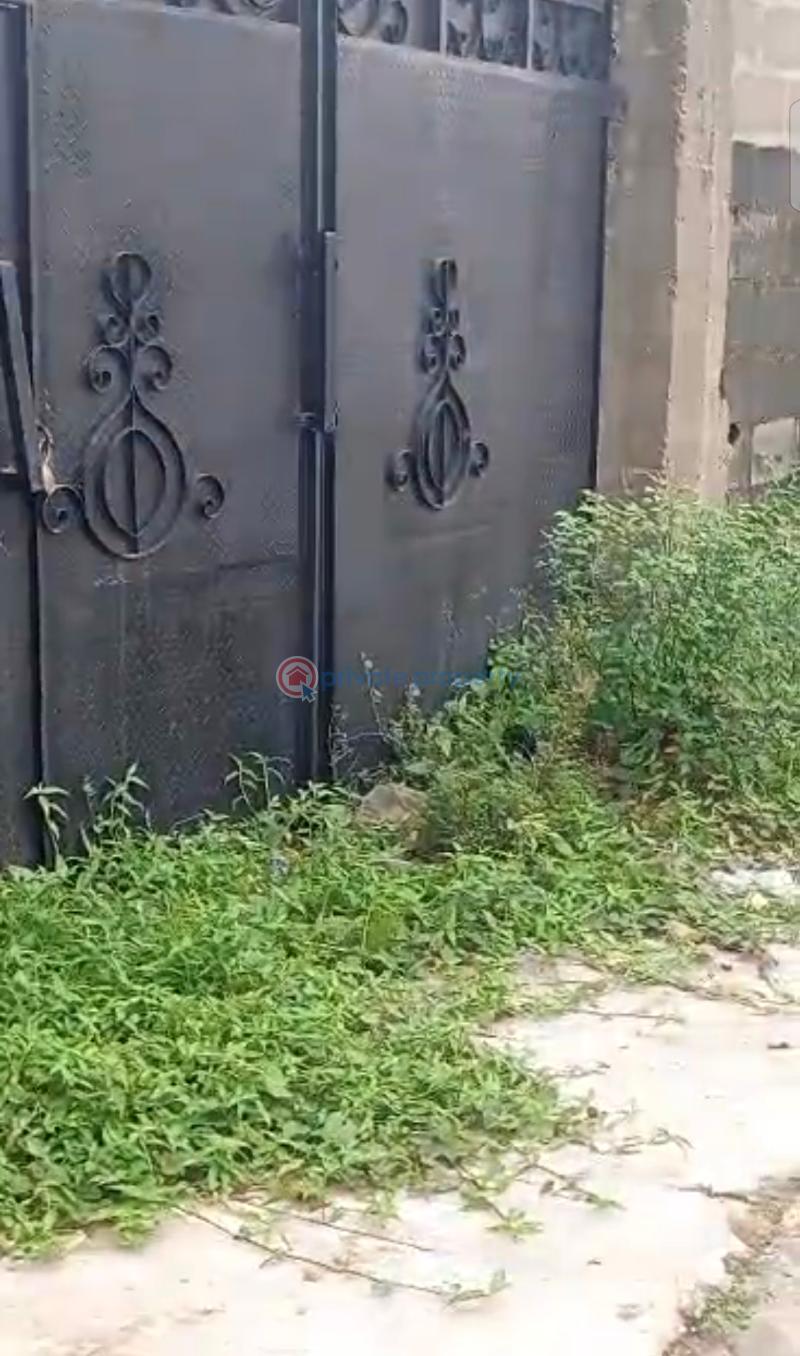 Mixed use Land For Sale Ogombo Ajah Lagos - 2