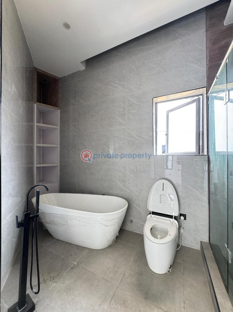 5 bedroom Detached Duplex For Sale Lekki Phase 1 Lagos - 3